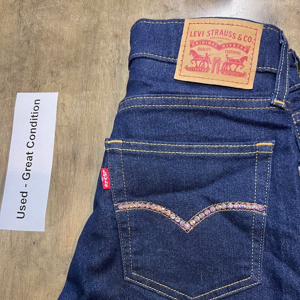 Levi’s 725 High Rise Bootcut Jeans 27